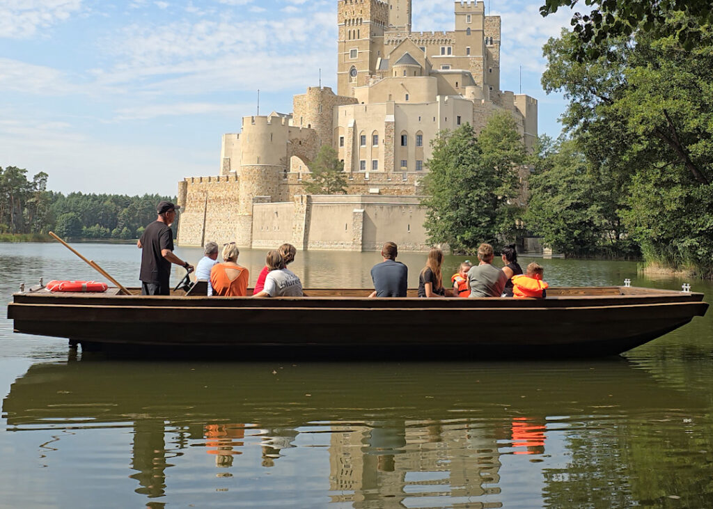 Croisière en galère autour du château